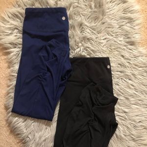 Yogalicious cropped leggings TWO pairs